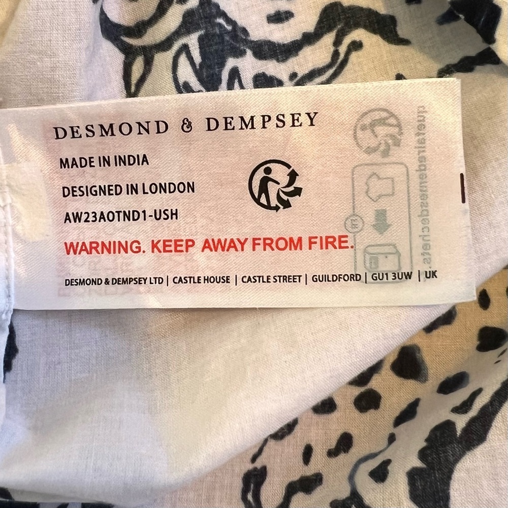 Desmond & Dempsey signature pajama top M - Picture 7 of 8